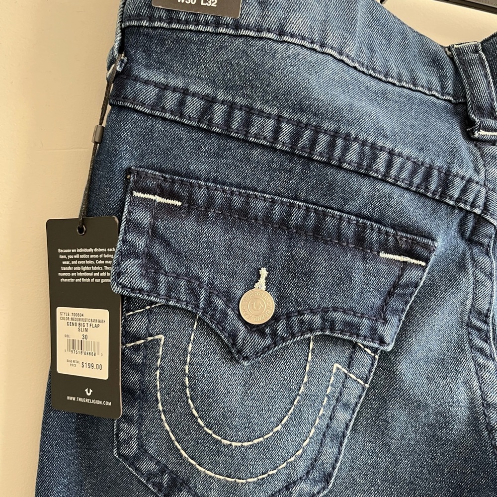 True Religion GENO Flap Pocket Jeans 30x32 Relaxed Slim Medium Wash NWT - Picture 7 of 11